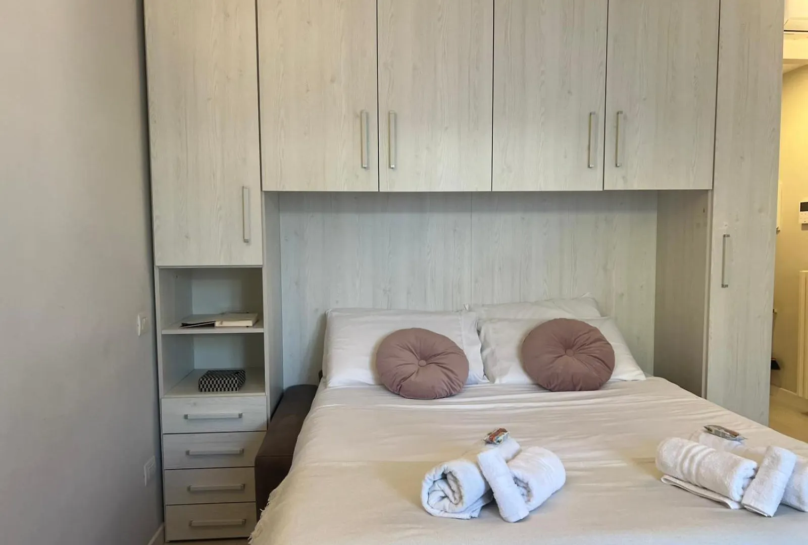 Apartment La Regina Delle Locazioni In Rogoredo Milan